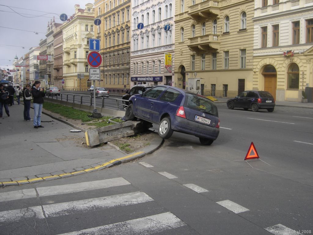 Obrázek blbec na legerove