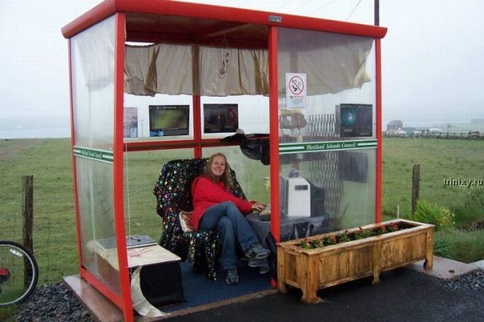 Obrázek bus stop non plus ultra