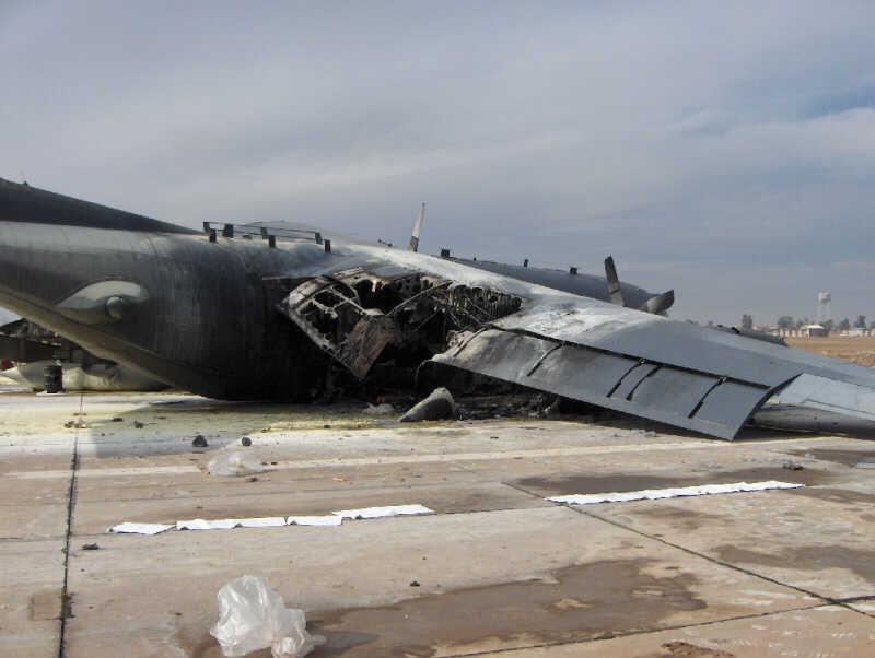 Obrázek c130vsEagle