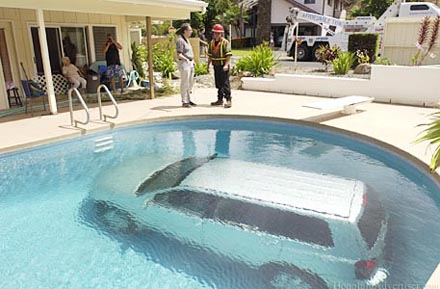 Obrázek car in pool