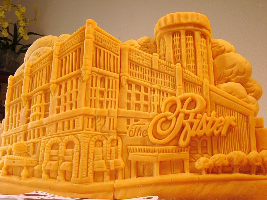 Obrázek cheese-sculptures 