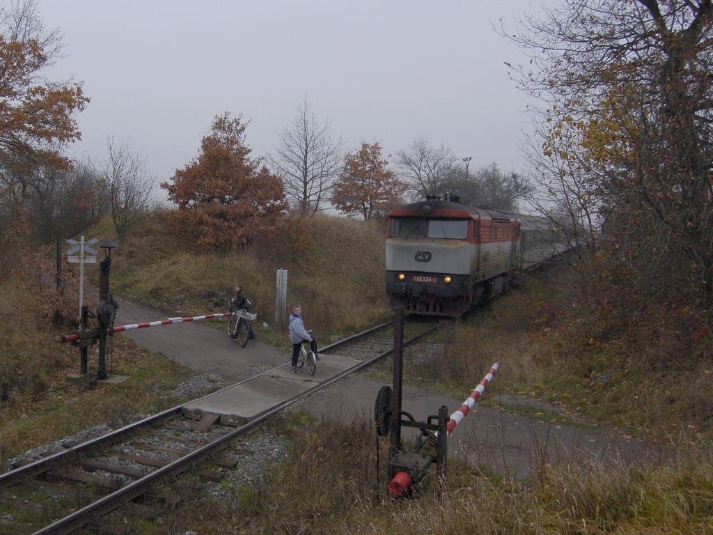 Obrázek delej jede vlak