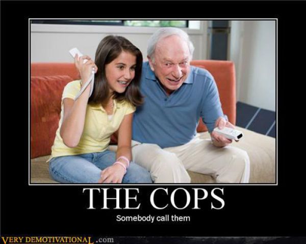 Obrázek demotivational-call-cops