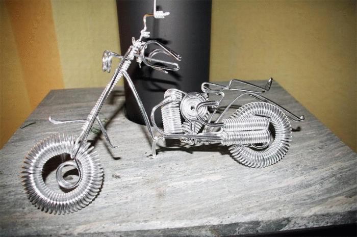 Obrázek dratkova motorka