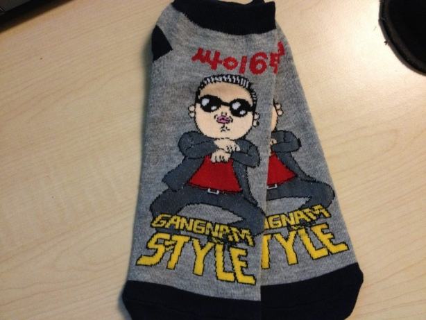 Obrázek gangnam socks2