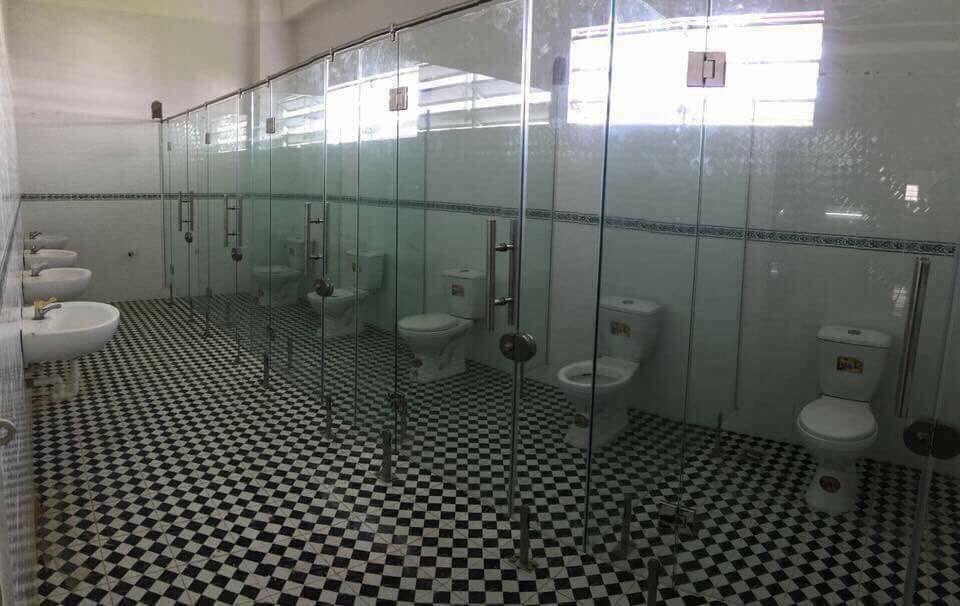 Obrázek glass bathroom next level