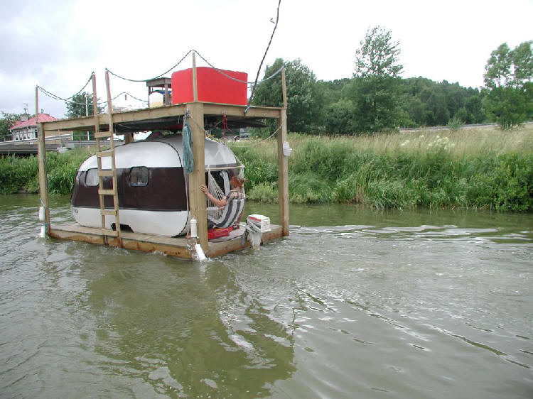 Obrázek hausboat