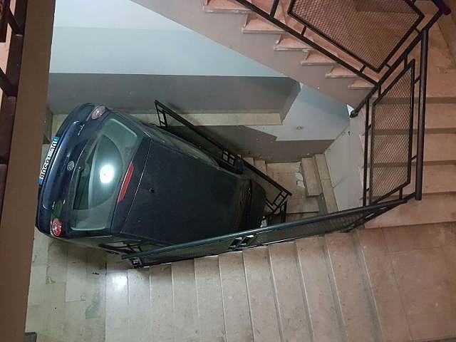 Obrázek house wtf     