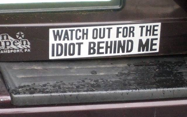 Obrázek idiot behind me