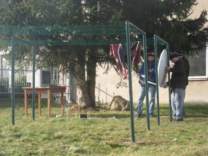 Obrázek instalace satelitu na vychode