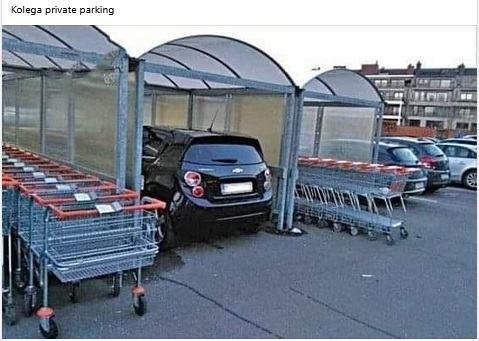 Obrázek jak se neparkuje