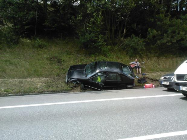 Obrázek jak se zabavit pred prijezdem policije  28podle vseho na D1 29