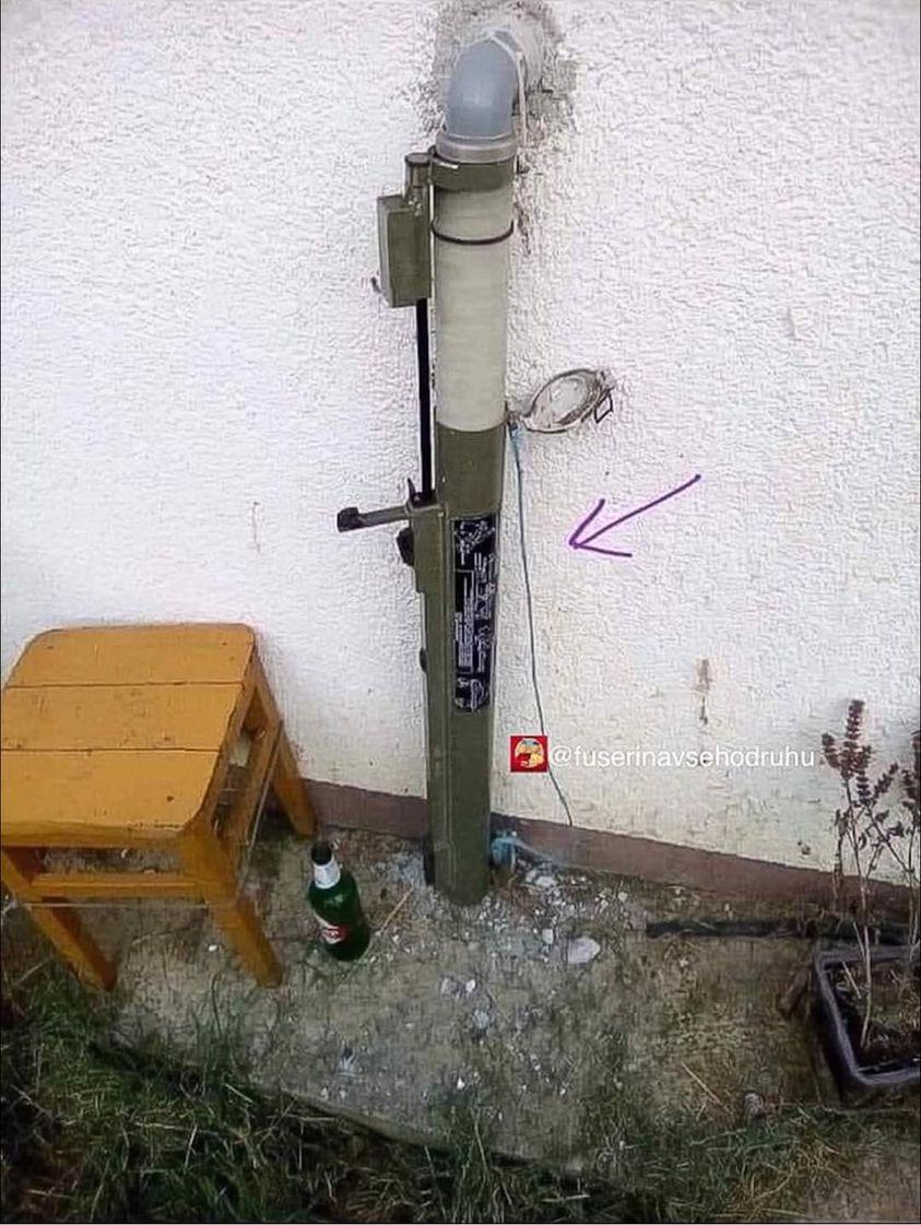 Obrázek kdyz&nbsp;nemas&nbsp;trubku&nbsp;dej&nbsp;tam&nbsp;treba&nbsp;raketomet
