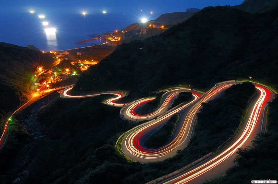 Obrázek long exposure road