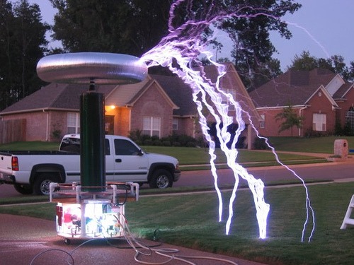 Obrázek make-tesla