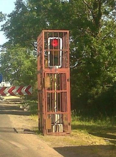 Obrázek meanwhile in CENSORED -due the law-