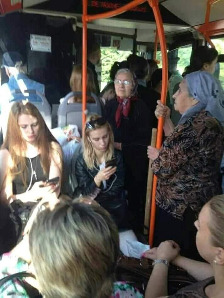 Obrázek moderni doba 2024