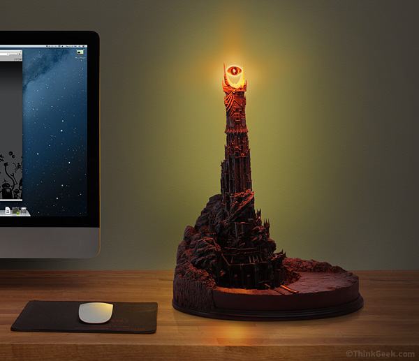 Obrázek must have eye of sauron desk lamp