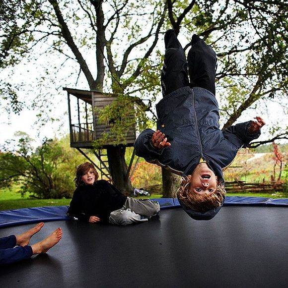 Obrázek na trampoline