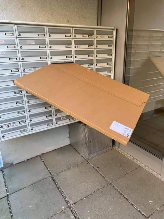 Obrázek nechcem zlte papieriky v schranke