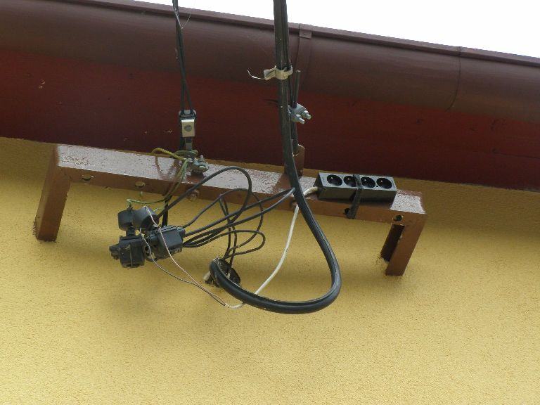 Obrázek obecni urad budisvav venkovni elektroinstalace dle vyhlasky 50