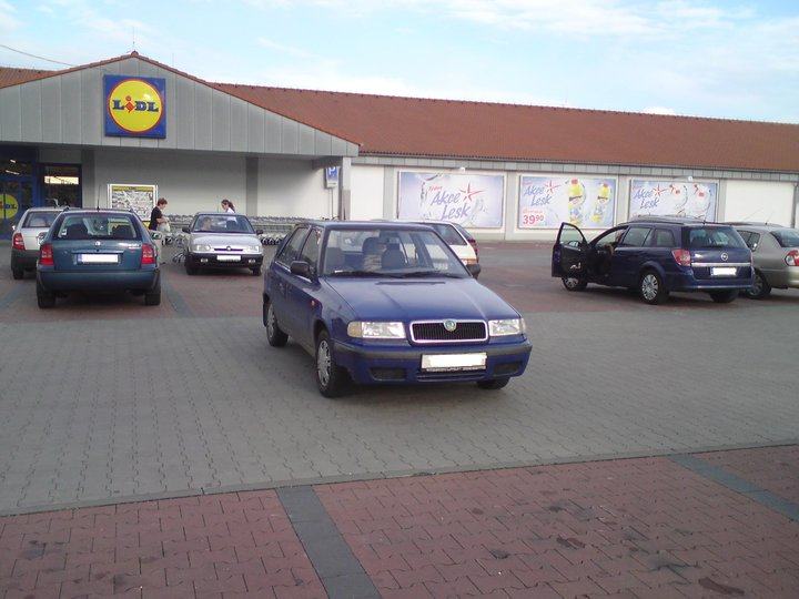 Obrázek parkovani lidl