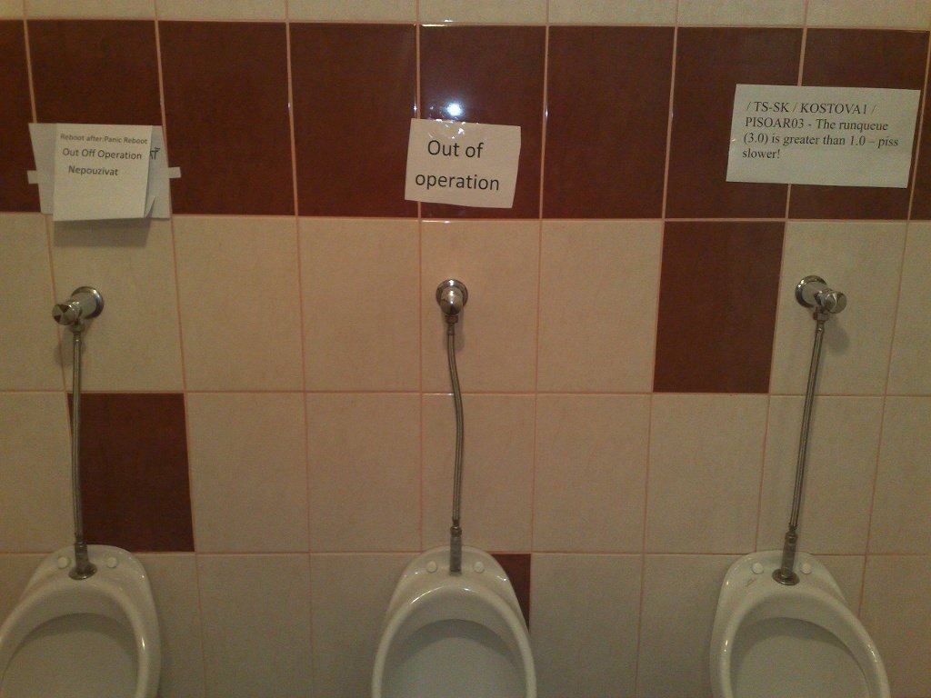 Obrázek pisoare v tahu