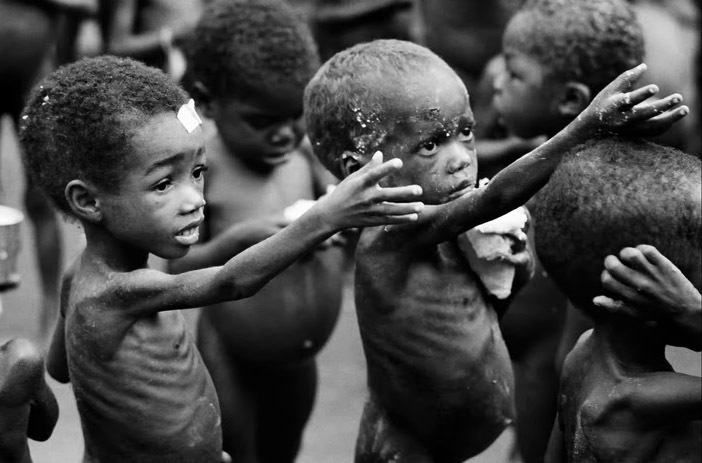 Obrázek placte za miliony hladovych v Africe noobove
