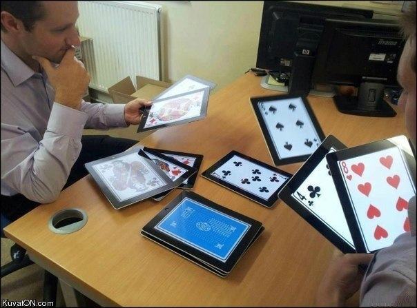 Obrázek playing poker on ipad