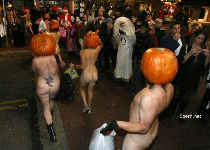 Obrázek pochod na Halloween