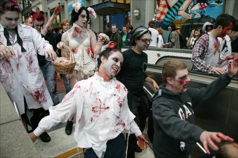 Obrázek pochod zombies v San Francisku