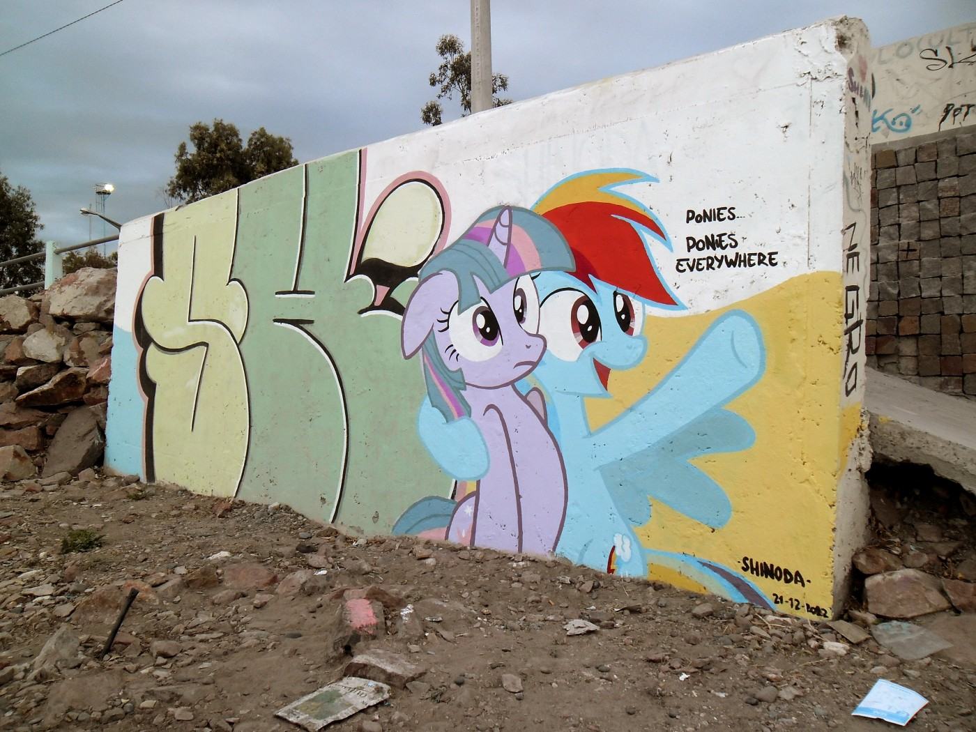 Obrázek ponies everywhere graffiti  5B1 5D