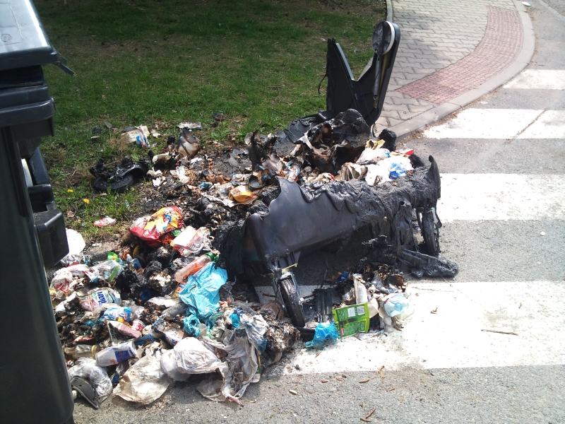 Obrázek rozpustila popelnice