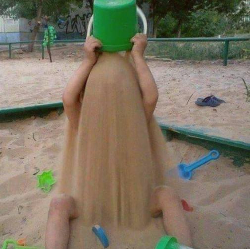 Obrázek sand bucket challenge