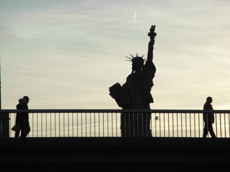 Obrázek socha na moste