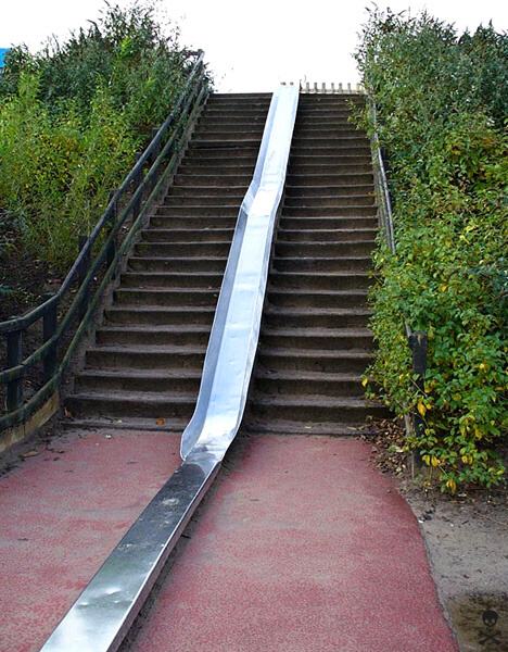 Obrázek stair-slide-outdoors