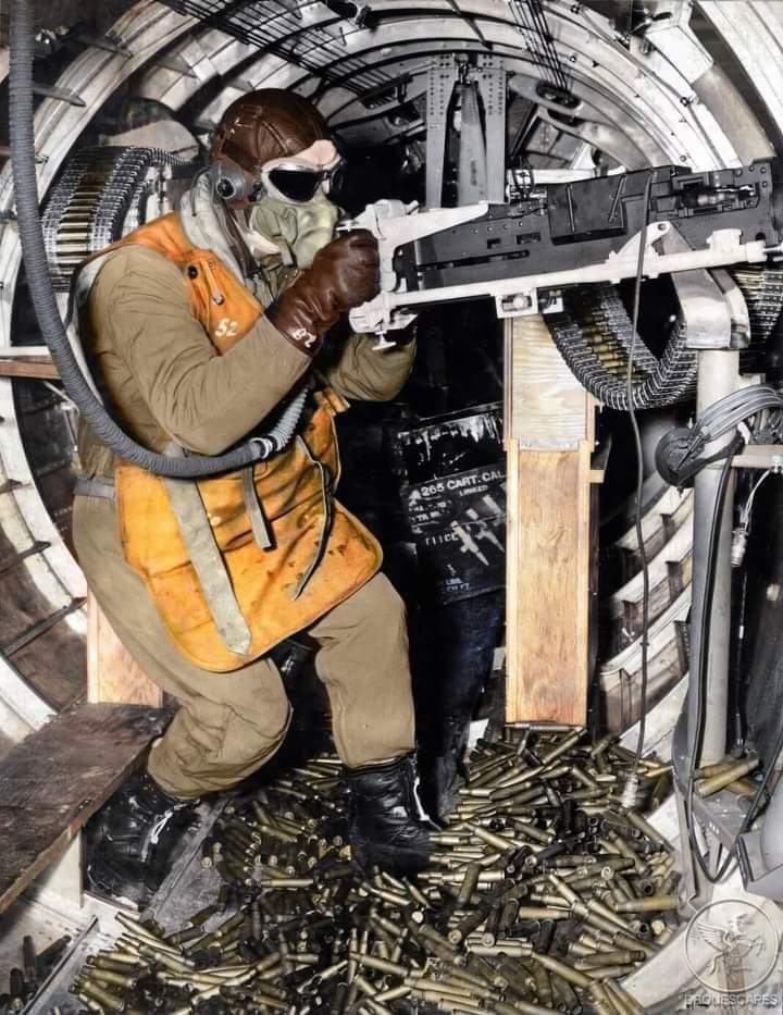 Obrázek strelec v bombarderu