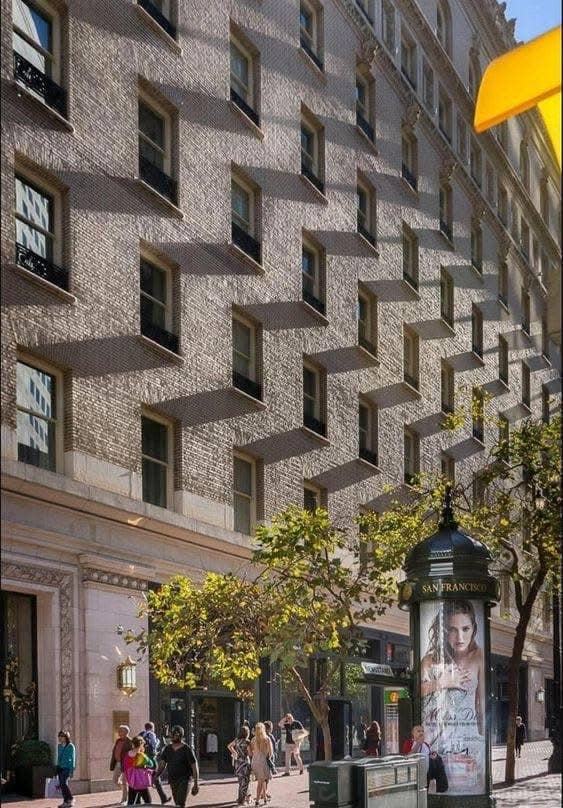 Obrázek taky presne