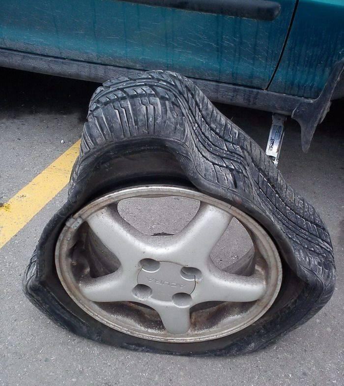 Obrázek tired tire