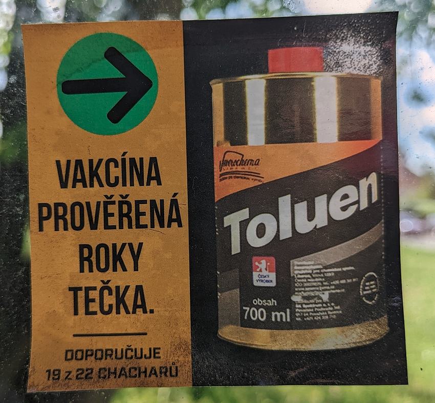 Obrázek toluen tecka