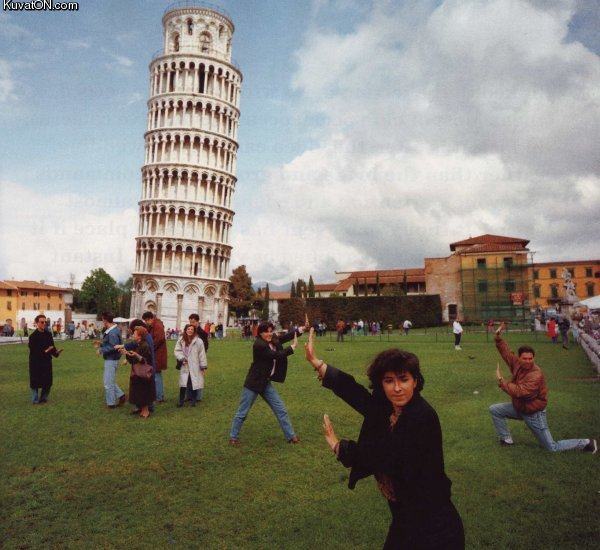 Obrázek tourists are pathetic