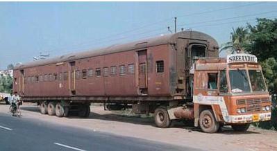 Obrázek truck or train india