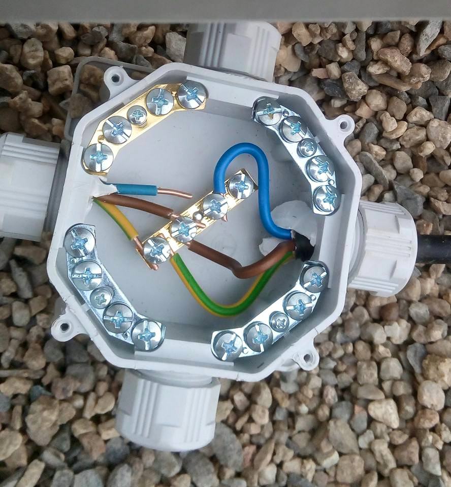 Obrázek ukol&nbsp;znel&nbsp;zapojit