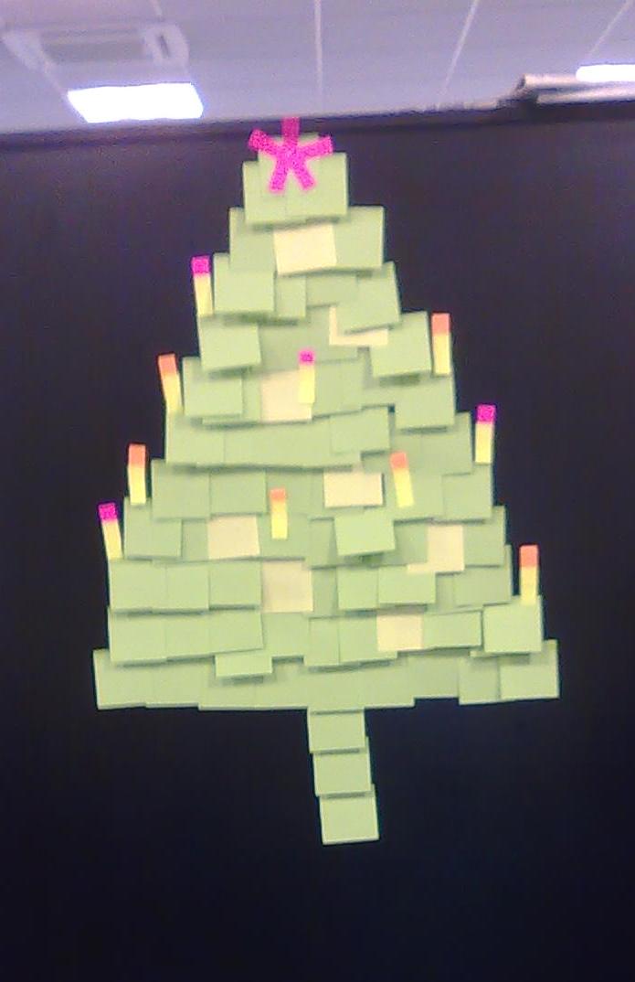 Obrázek vanocni stromecek post-it edition