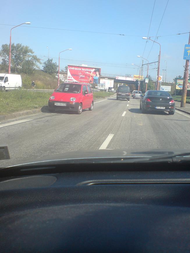 Obrázek vsichni jedou v protismeru