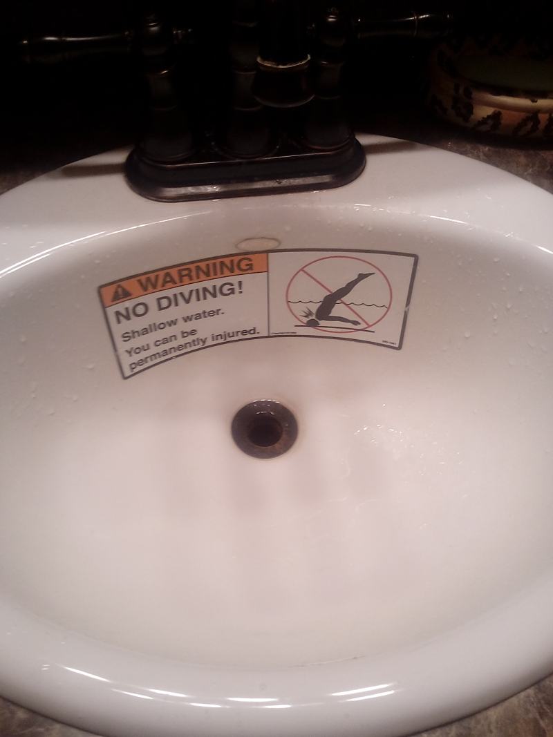 Obrázek was at a buddies house and I needed to go to the bathroom. I found this in his sink
