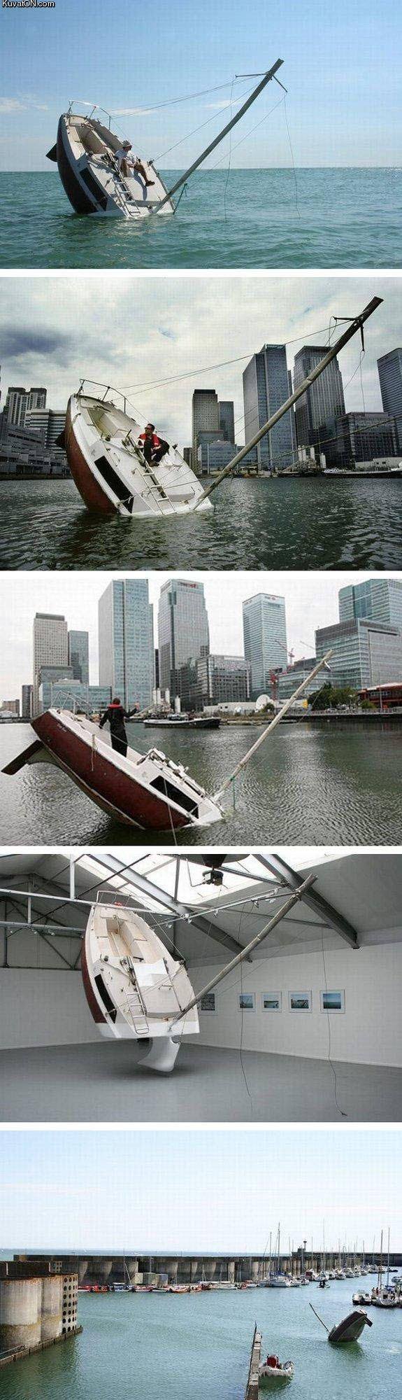 Obrázek weirdest boat sculpture ever
