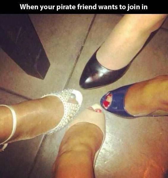 Obrázek your pirate friend