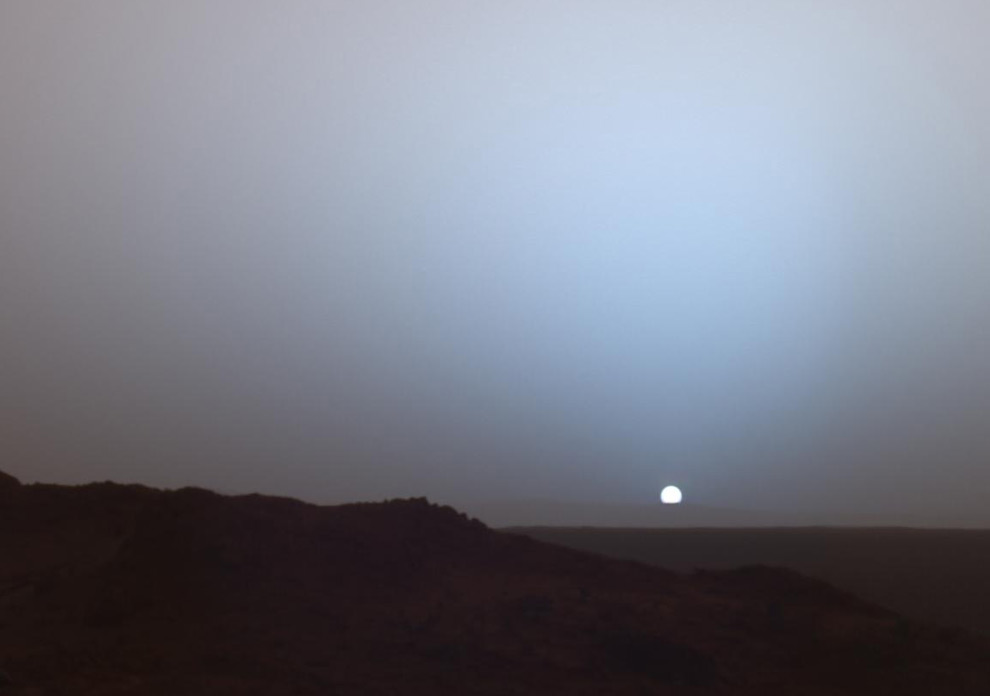 Obrázek zapad Slunce na Marsu