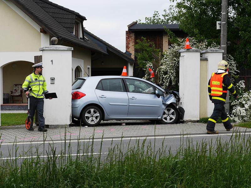 Obrázek zena za volantem